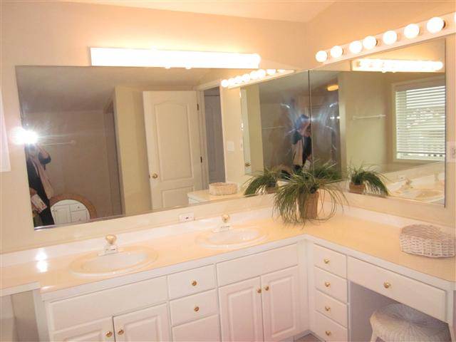Master.bath2